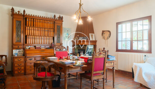 Villa / Maison 11 pièces  à vendre Valette-du-Var (La) 83160