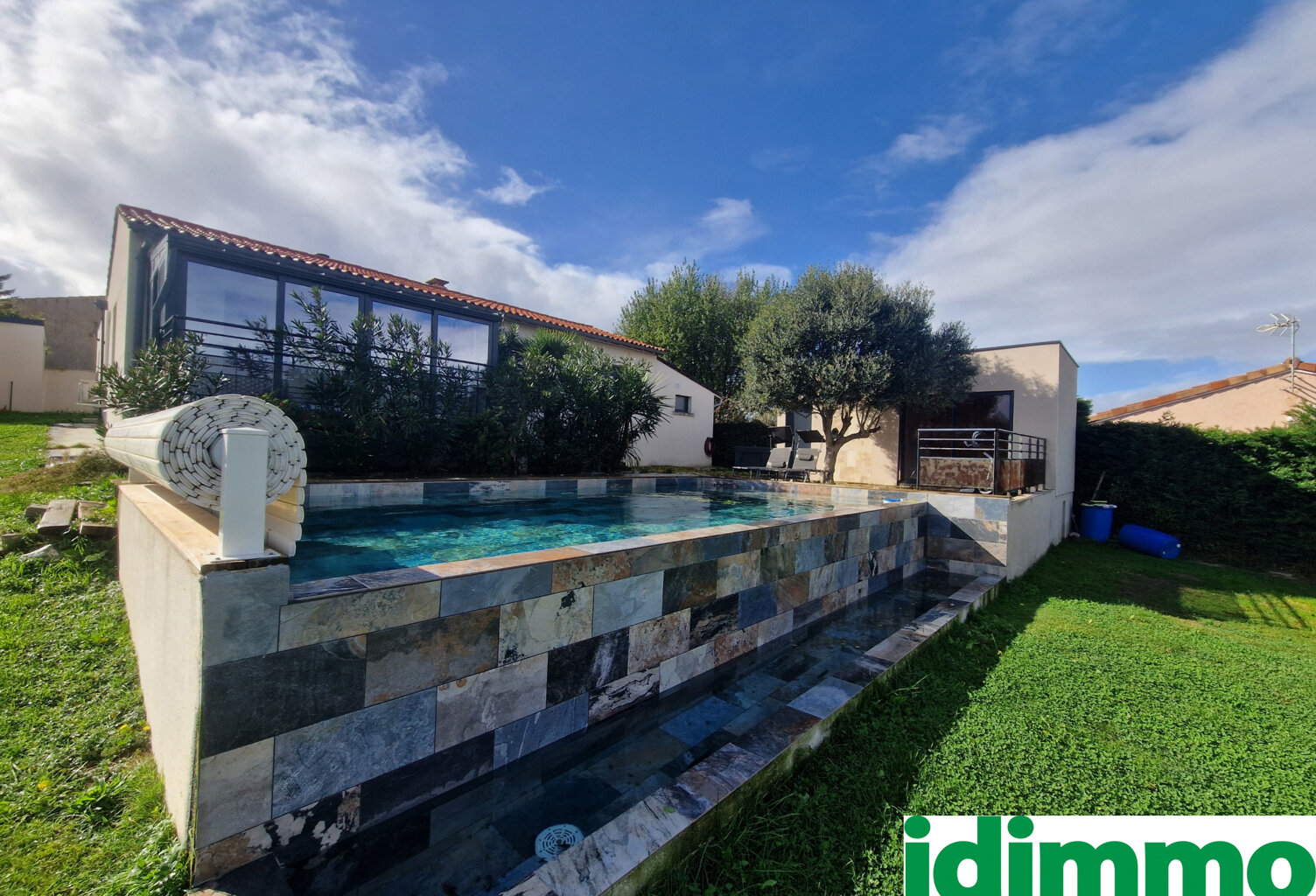 AUTERIVE-Villa 6 pièces 140 m2 — photo 1