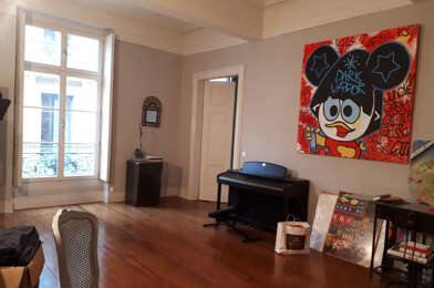 Appartement 8 pièces 2850 €