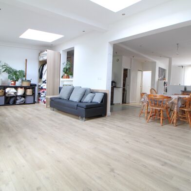 Maison 8 pièces 385000 €