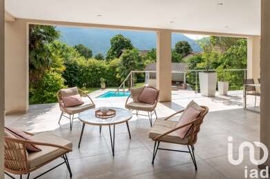 Maison 8 pièces 1050000 €