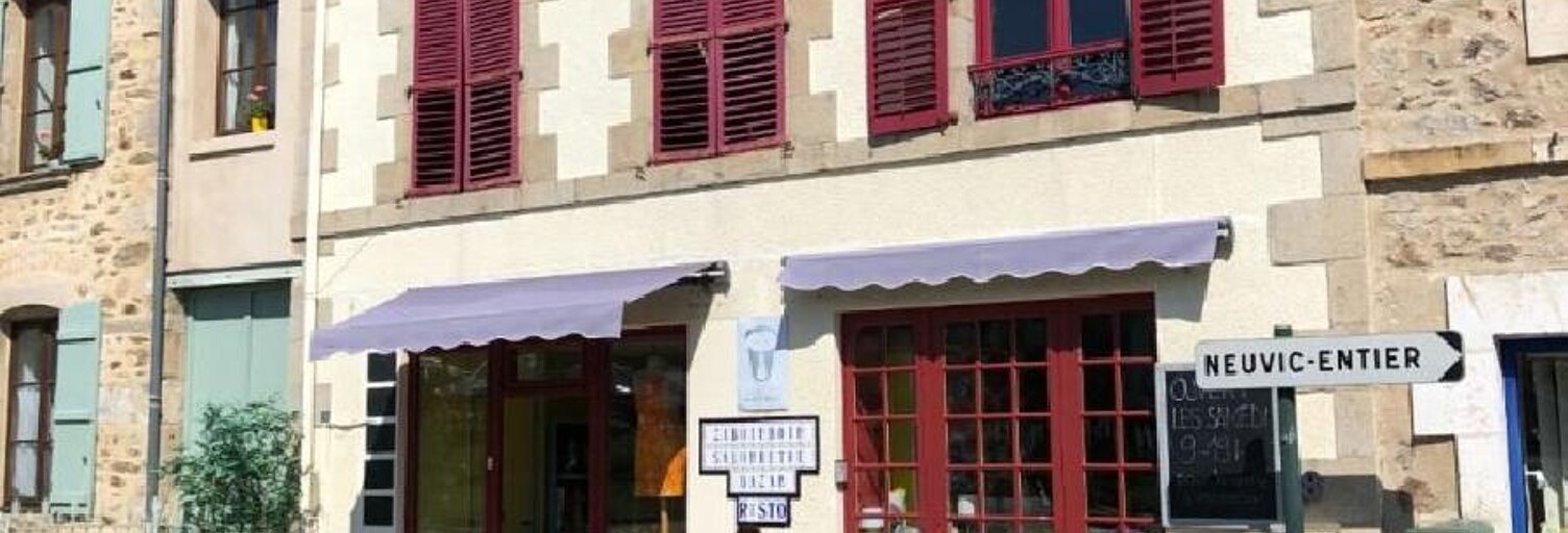 Maison 6 Pièces 194 m² à vendre à Châteauneuf-la-Forêt (87130)