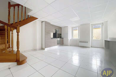 Maison 3 pièces 65764 €