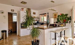 Maison 5 Pièces 153 m² à vendre à Saint-Paul-en-Forêt (83440)