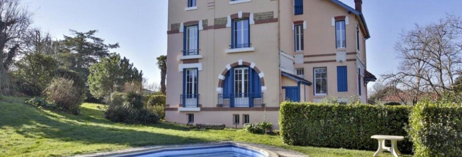 Maison 8 Pièces 190 m² à vendre à Aire-sur-l'Adour (40800)