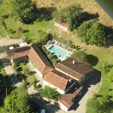 Maison 15 pièces 699000 €