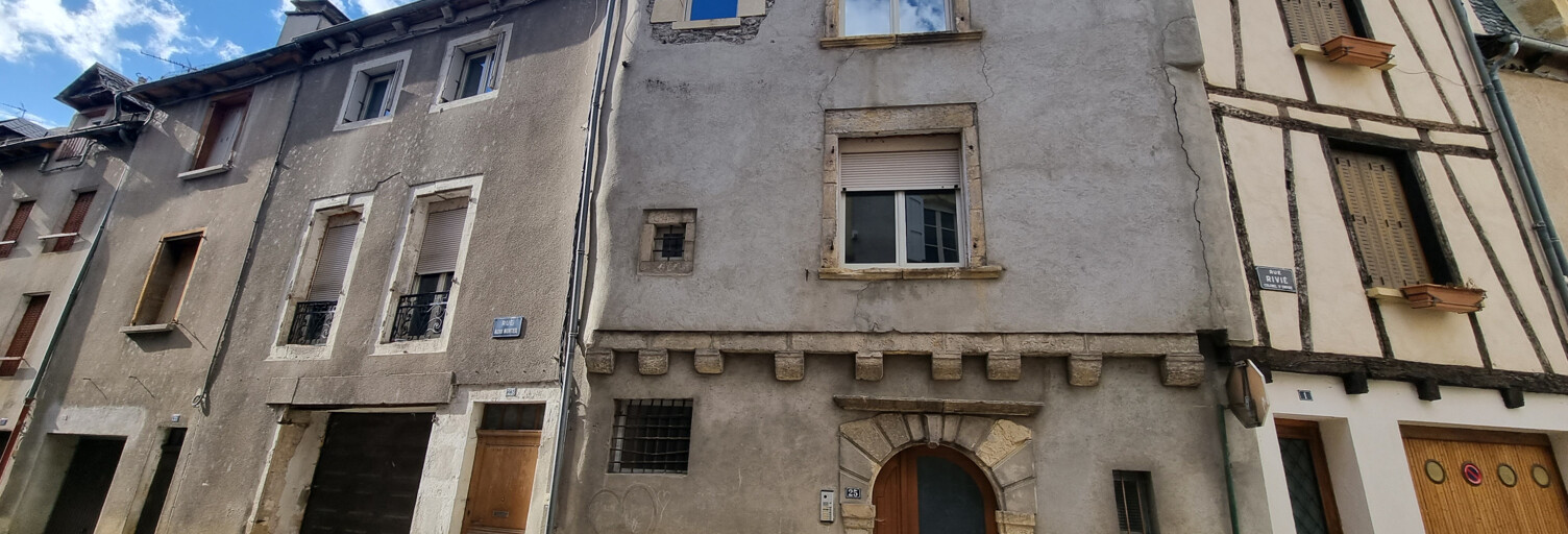 Immeuble  300 m² à vendre à Saint Geniez d'Olt et d'Aubrac (12130)