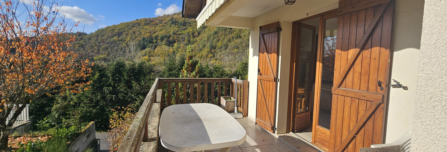 Maison 5 Pièces 122 m² à vendre à Saint Geniez d'Olt et d'Aubrac (12130)