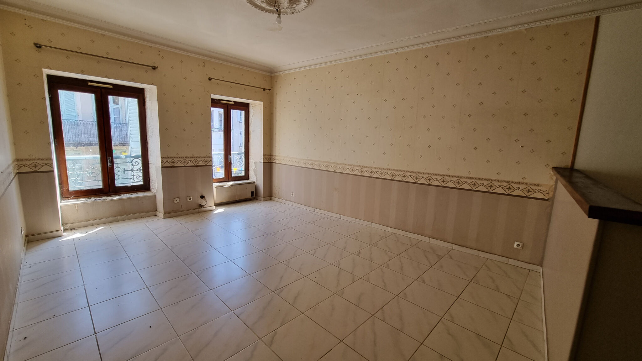 Appartement  T4 à vendre Saint-Geniez-d'Olt et d'Aubrac 12130