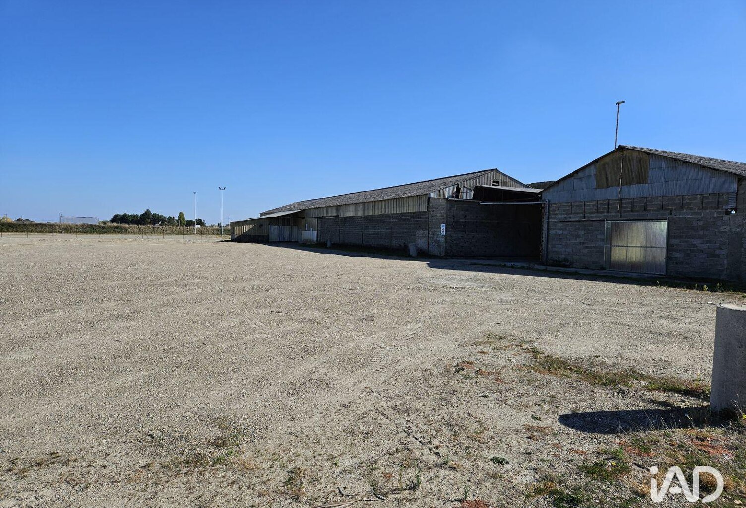Vente Murs commerciaux 1 250 m&sup2; — photo 1