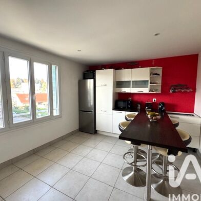 Appartement 4 pièces 185000 €