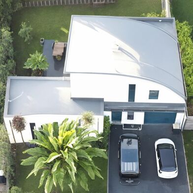 Maison 6 pièces 975000 €