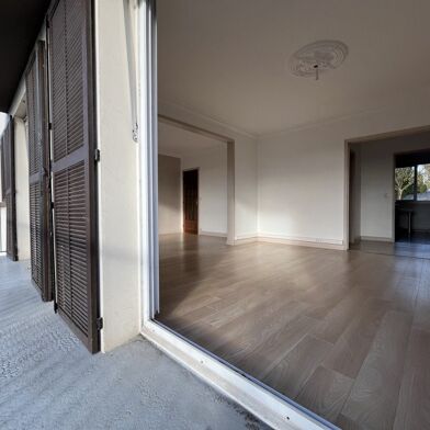 Appartement 5 pièces 145800 €