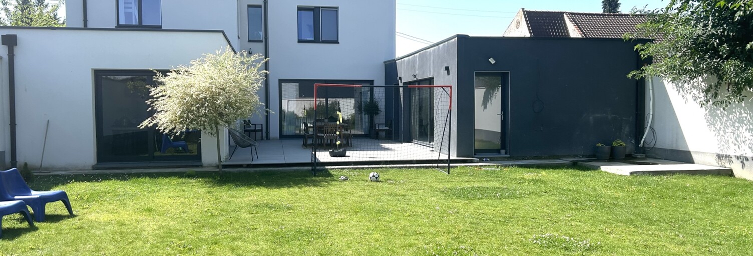 Maison 8 Pièces 235 m² à vendre à Faches-Thumesnil (59155)