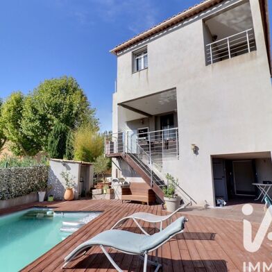 Maison 5 pièces 599000 €