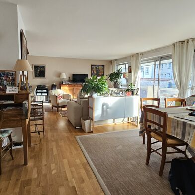 Appartement 5 pièces 346000 €