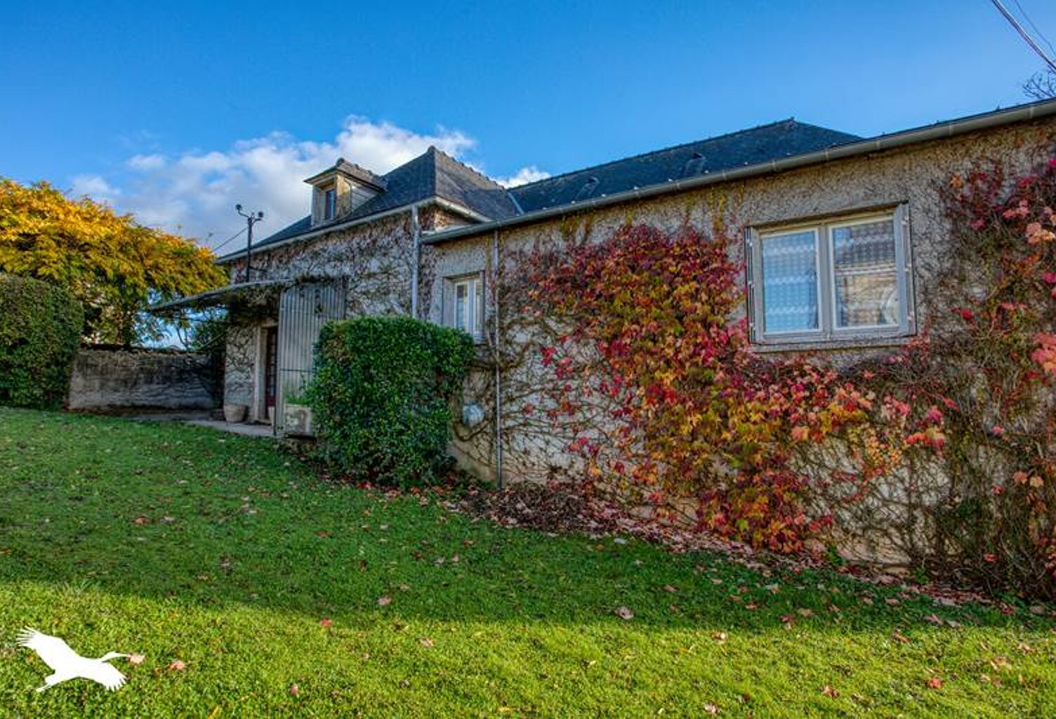 Maison en pierre de 5 pièces principales — photo 1