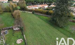 Terrain  702 m² à vendre à Soyaux (16800)