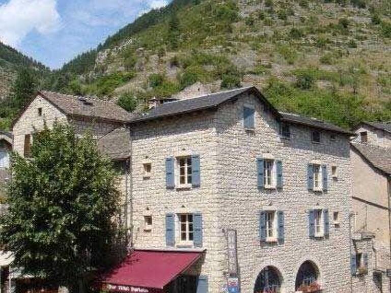 Vente Hôtel-restaurant 350 m&sup2; — photo 1