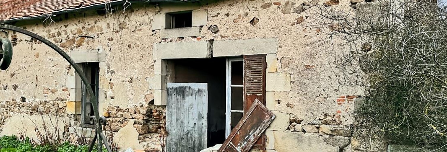 Maison 1 Pièce 40 m² à vendre à Montmarault (03390)