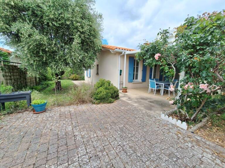 ✨ Rare ! Superbe maison de plain-pied de 110 m² 🏡 à environ 600 m du marché 🚶‍♂️ sans travaux 🔑 avec belle parcelle individuelle 🌿 — photo 1