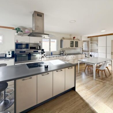 Maison 8 pièces 535000 €