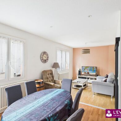 Maison 4 pièces 275600 €