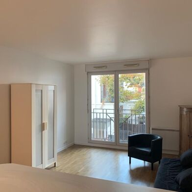 Appartement 1 pièces 900 €