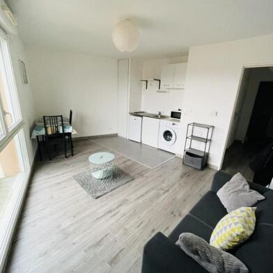 Appartement 1 pièces 470 €