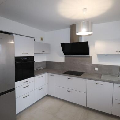 Appartement 3 pièces 1030 €