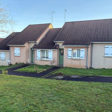 Maison 1 pièces 256 €