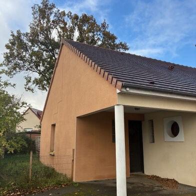 Maison 4 pièces 564 €