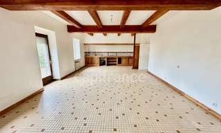 Maison 7 Pièces 180 m² à vendre à Berrien (29690)