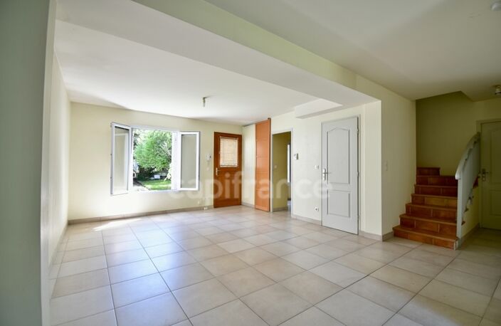 A vendre Bures-sur-Yvette, maison 4 chambres, 1 bureau, joli jardin — photo 3
