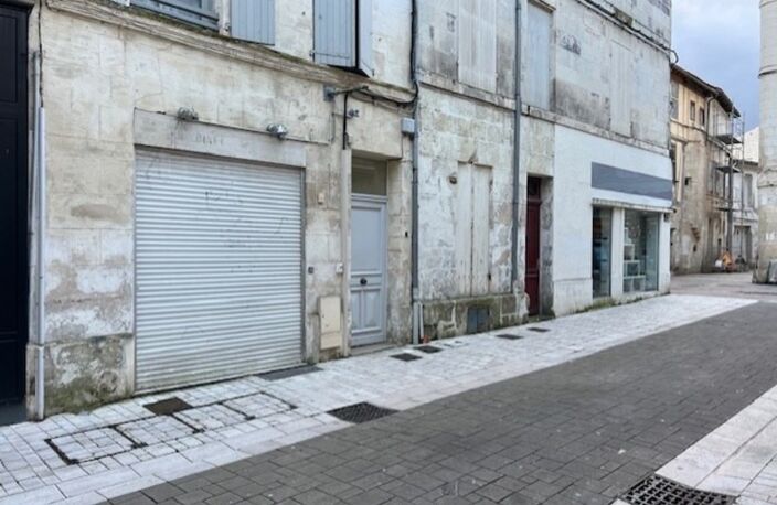 Dpt Charente Maritime (17), à vendre SAINTES Locaux d'activité — photo 3