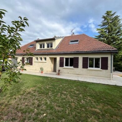 Maison 7 pièces 470000 €