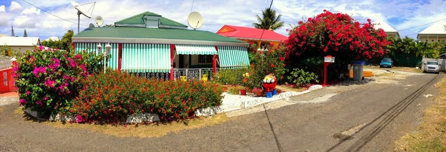 Maison 15 Pièces 335 m² à vendre à Sainte-Anne (97180)