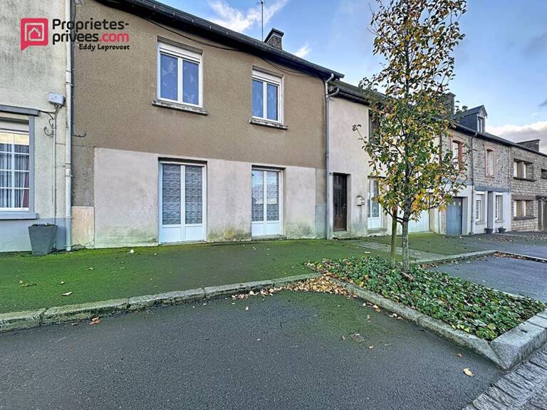 Ensemble immobilier - 2 maisons de 141m²  à Juvigny Les Vallées — photo 1