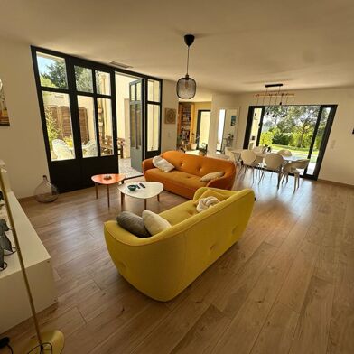 Maison 8 pièces 599000 €