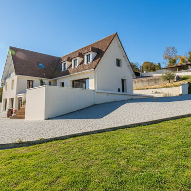 Maison 9 pièces 749000 €