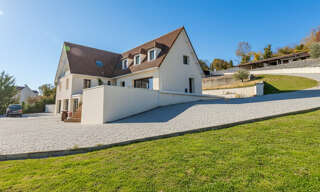 Maison 9 Pièces 275 m² à vendre à Follainville-Dennemont (78520)