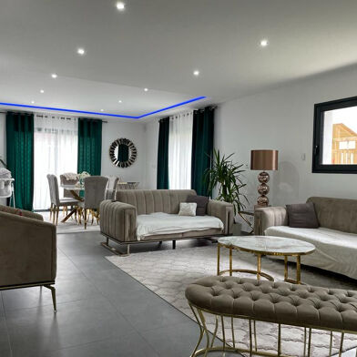 Maison 7 pièces 410000 €