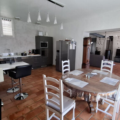 Maison 6 pièces 695000 €