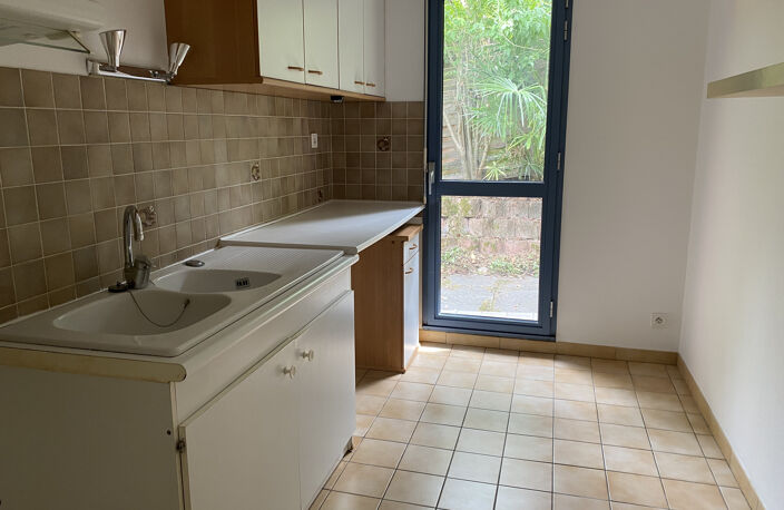 Location appartement 2 pièces 47 m² à Toulouse (31400) — photo 4