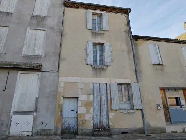 Maison de village en pierre  — photo du bien
