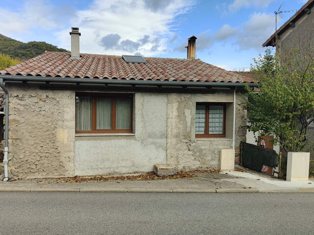Maison de village entièrement rénovée MEYRAS — photo du bien