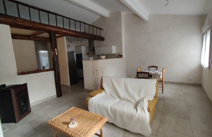 Maison de village entièrement rénovée MEYRAS — photo 3