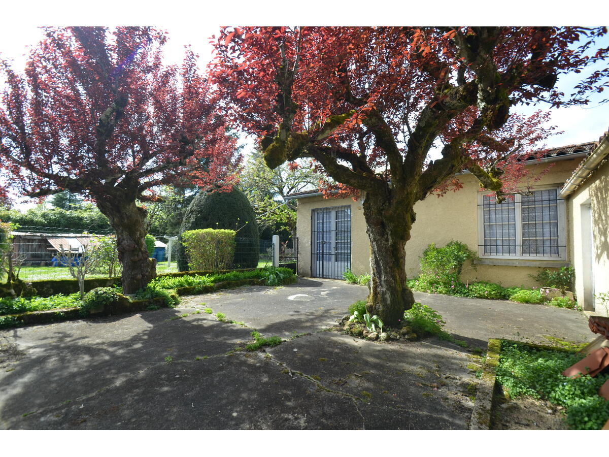 Immeuble  T8 à vendre Saint-Louis-en-l'Isle 24400