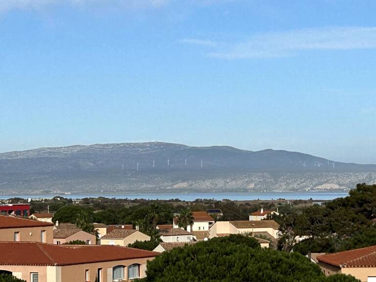 Appartement au village, 3 chambres, climatisé, vue mer — photo 1
