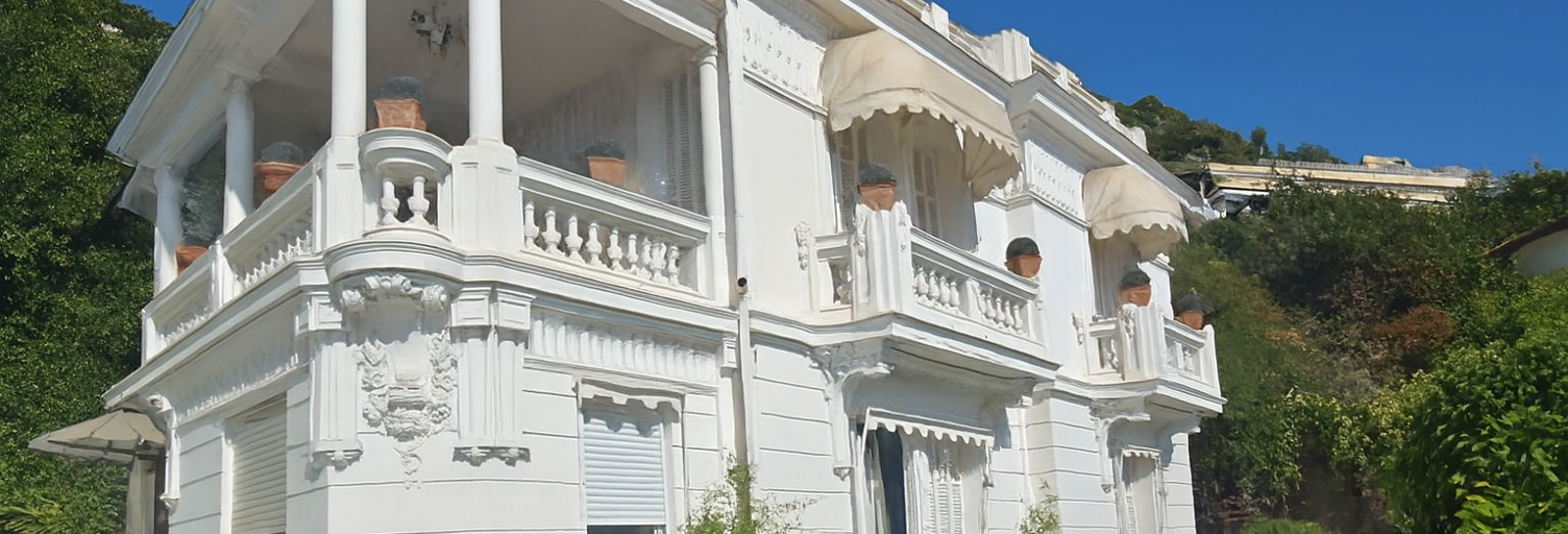 Maison 7 Pièces 200 m² à vendre à Roquebrune-Cap-Martin (06190)